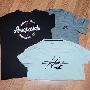 Aeropostale Black Graphic Tee